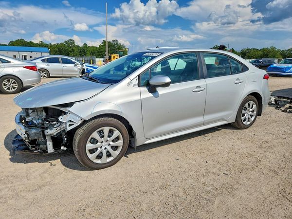 2026 TOYOTA COROLLA
