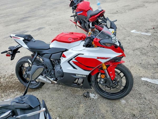 2026 YAMAHA YZF690