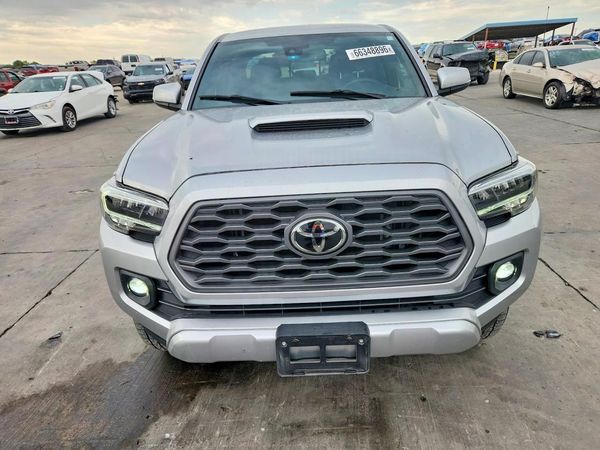 2019 TOYOTA TACOMA SR5