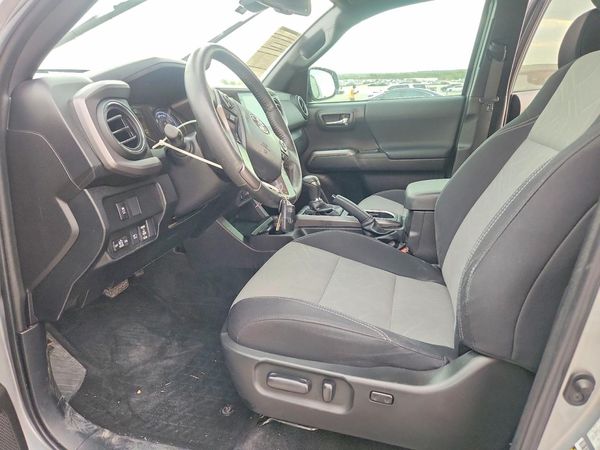 2019 TOYOTA TACOMA SR5
