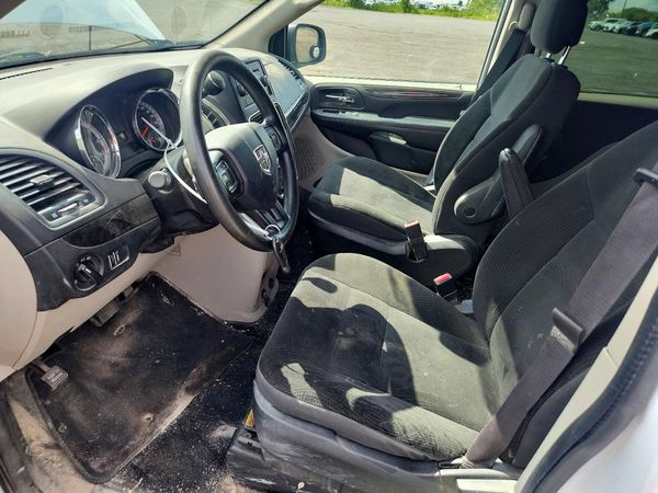 2019 DODGE GRAND CARAVAN SE