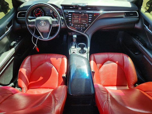 2018 TOYOTA CAMRY XSE