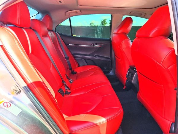 2018 TOYOTA CAMRY XSE