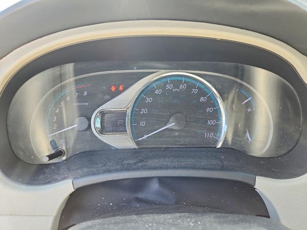 2013 TOYOTA SIENNA