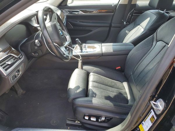 2020 BMW 740 xDrive