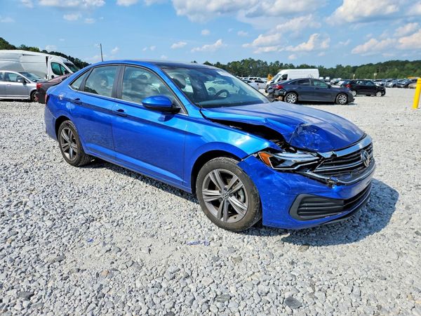 2023 VOLKSWAGEN JETTA SE w/ Sunroof