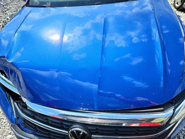 2023 VOLKSWAGEN JETTA SE w/ Sunroof