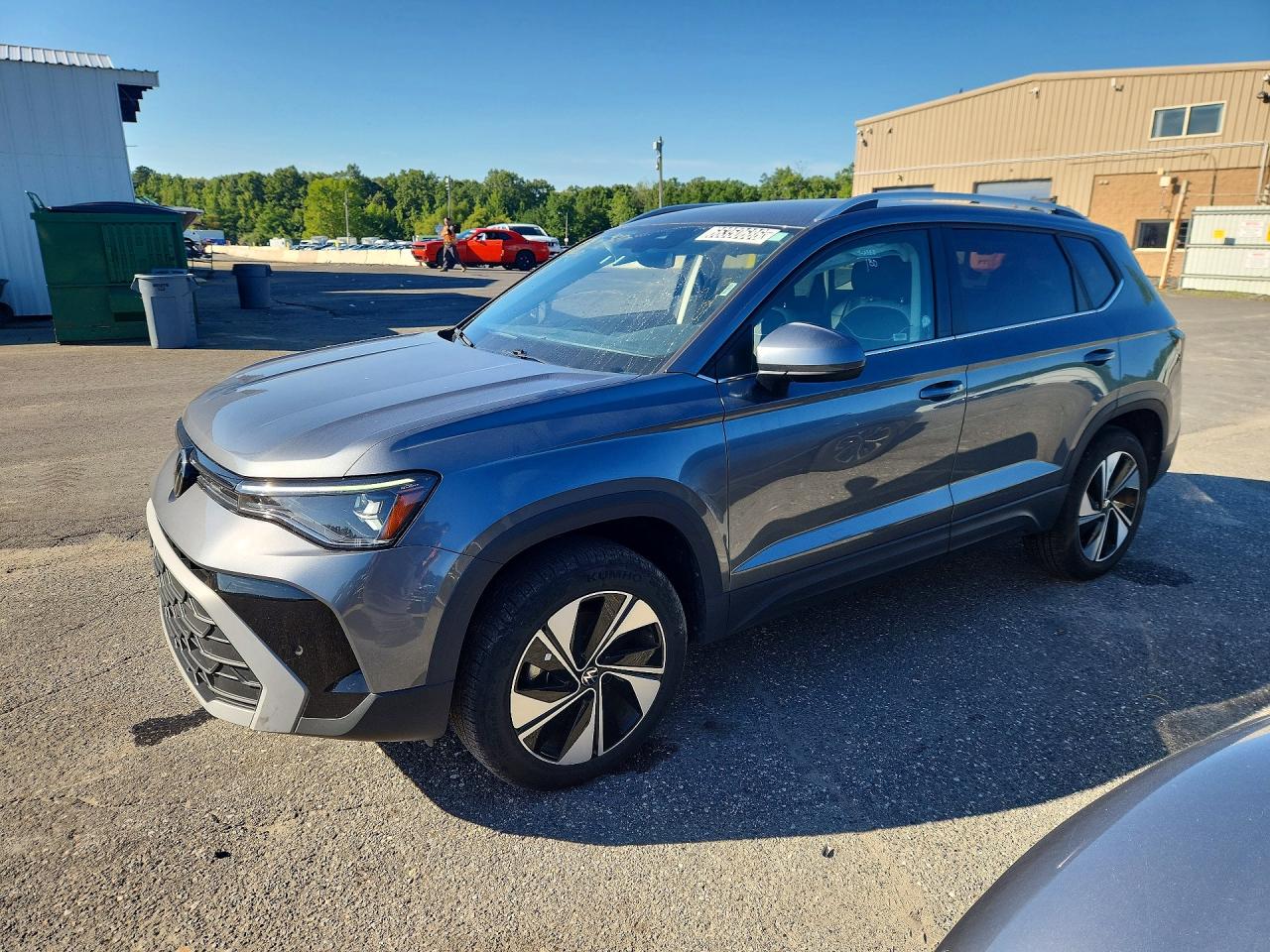 2025 VOLKSWAGEN TAOS 4Motion SE