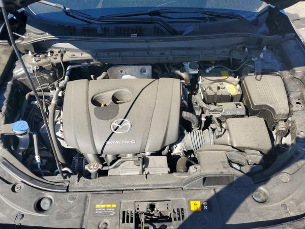 2025 MAZDA CX-5 Preferred — Engine bay