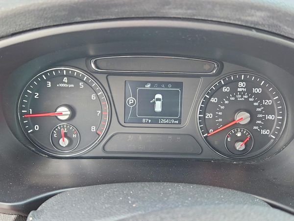 2017 KIA SORENTO L, LX