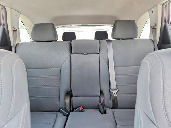 2017 KIA SORENTO L, LX