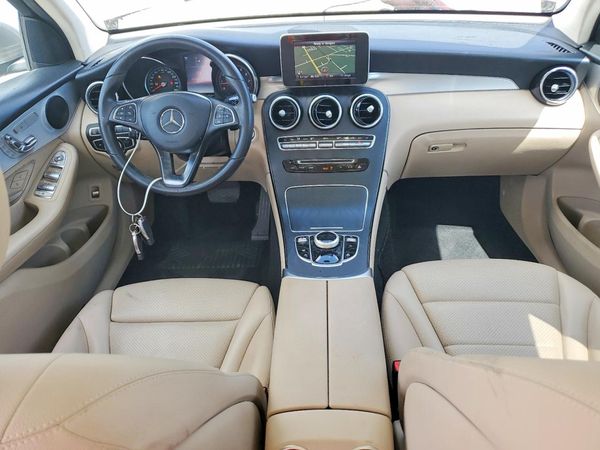 2019 MERCEDES-BENZ GLC