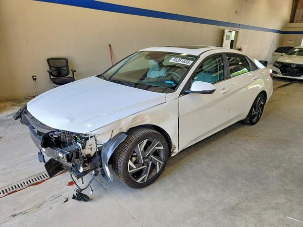 2025 HYUNDAI ELANTRA