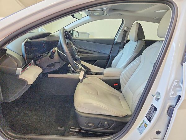 2025 HYUNDAI ELANTRA