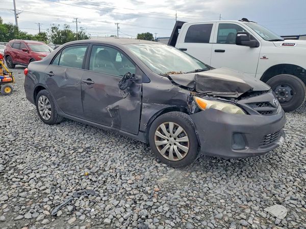 2012 TOYOTA COROLLA
