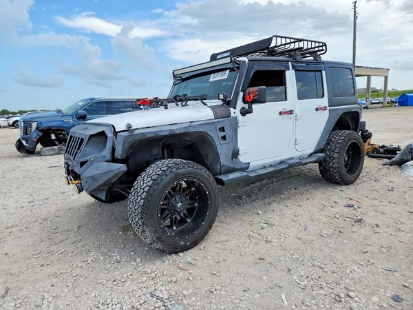 2015 JEEP WRANGLER Sport — Front 3/4