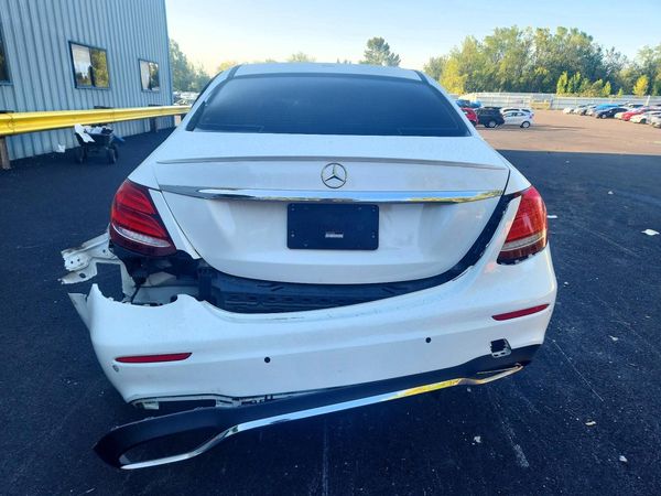 2017 MERCEDES-BENZ E E300-4M