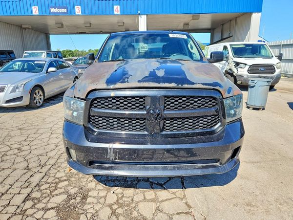 2017 RAM 1500 ST