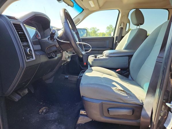 2017 RAM 1500 ST