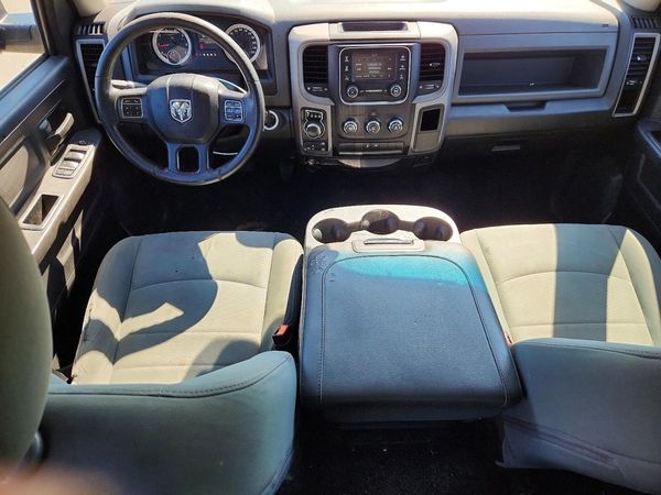 2017 RAM 1500 ST