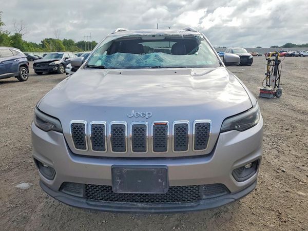 2019 JEEP CHEROKEE LATITUDE PLUS 4X4