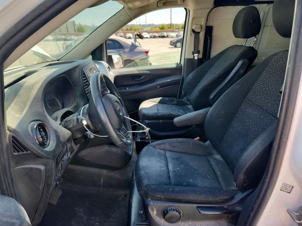 2023 MERCEDES-BENZ METRIS
