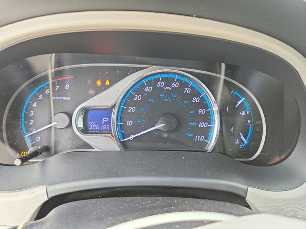 2014 TOYOTA SIENNA