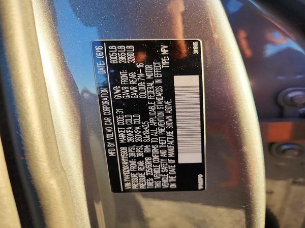 2017 VOLVO XC90 Momentum — VINS