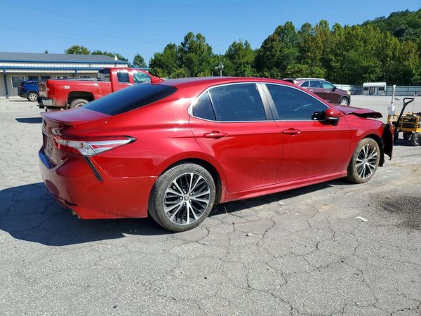 2020 TOYOTA CAMRY