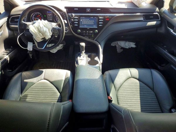 2020 TOYOTA CAMRY
