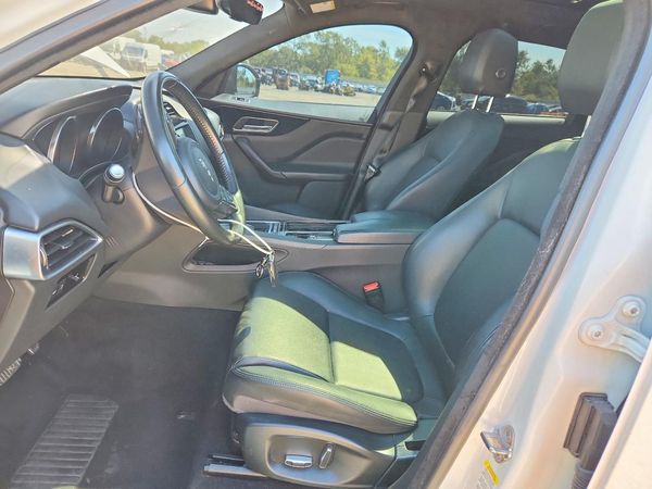2019 JAGUAR F-PACE Premium