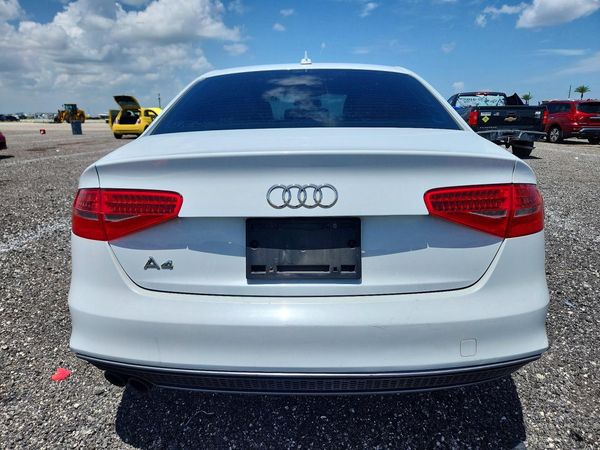 2015 AUDI A4 Premium
