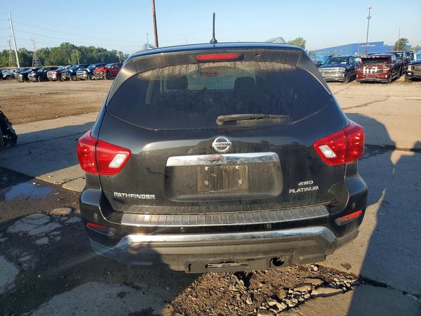 2018 NISSAN PATHFINDER