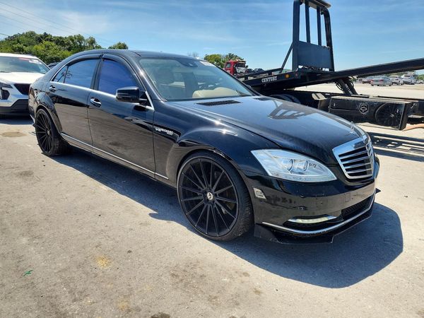 2012 MERCEDES-BENZ S S550 4-MATIC