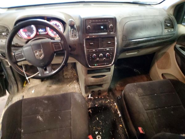 2013 DODGE GRAND CARAVAN SE