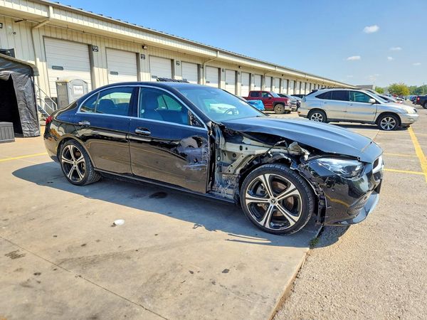 2025 MERCEDES-BENZ C C300