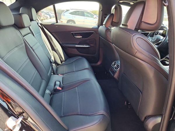 2025 MERCEDES-BENZ C C300