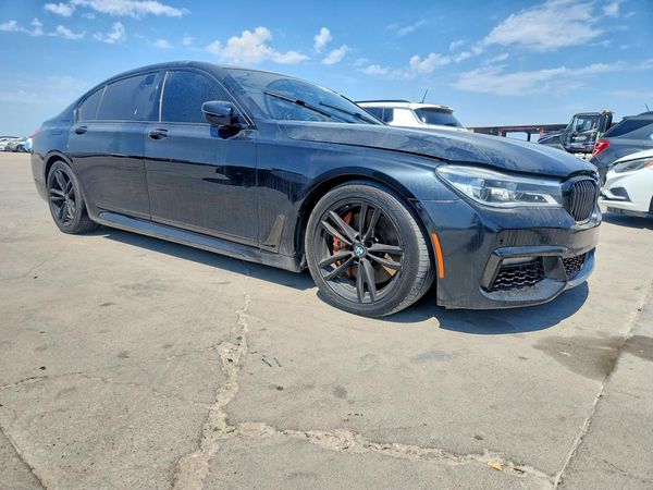2019 BMW 7 SERIES xDrive — Passenger 3/4