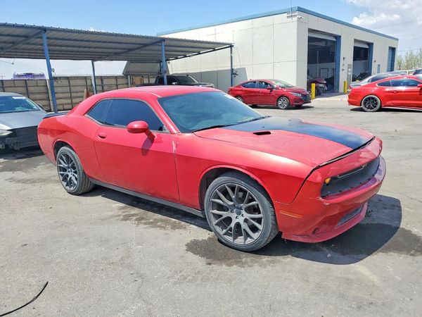 2015 DODGE CHALLENGER SXT