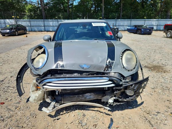 2014 MINI COOPER