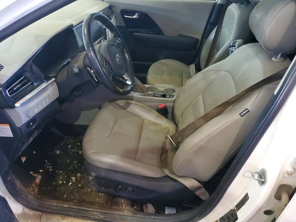2020 KIA NIRO EX Premium — DENT
