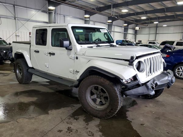 2021 JEEP GLADIATOR Overland — Passenger 3/4