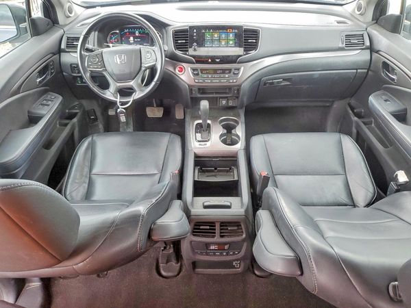 2020 HONDA PILOT