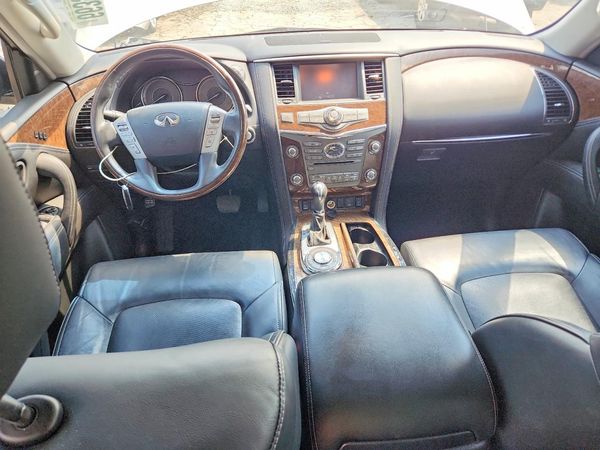2017 INFINITI QX80
