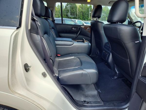 2017 INFINITI QX80