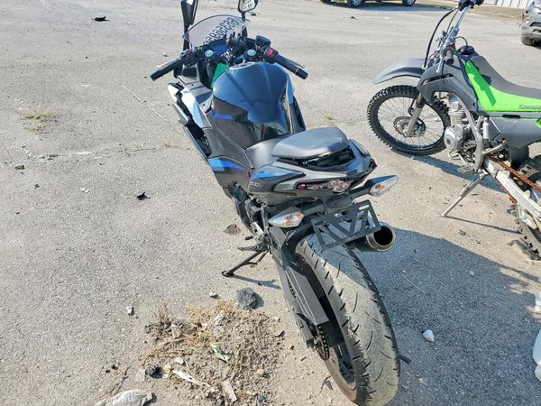 2025 KAWASAKI EX500