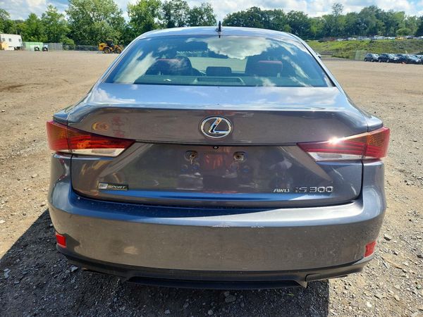 2017 LEXUS IS