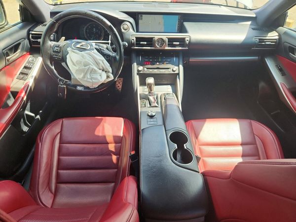 2017 LEXUS IS