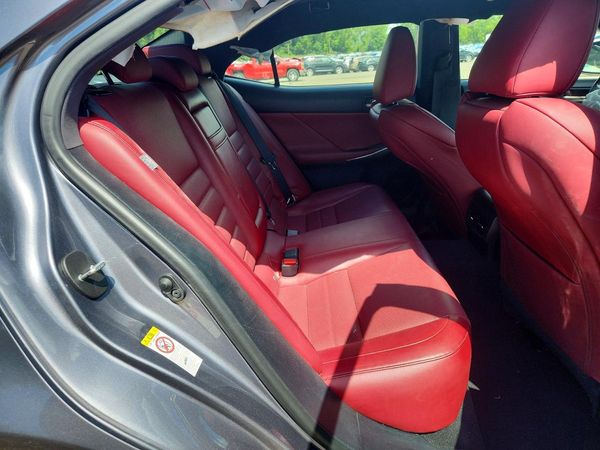2017 LEXUS IS