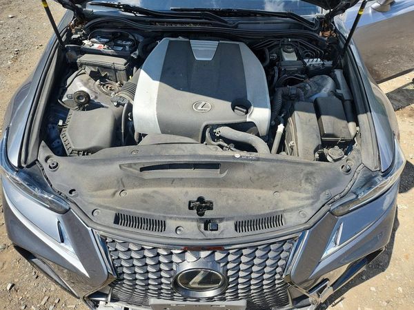 2017 LEXUS IS
